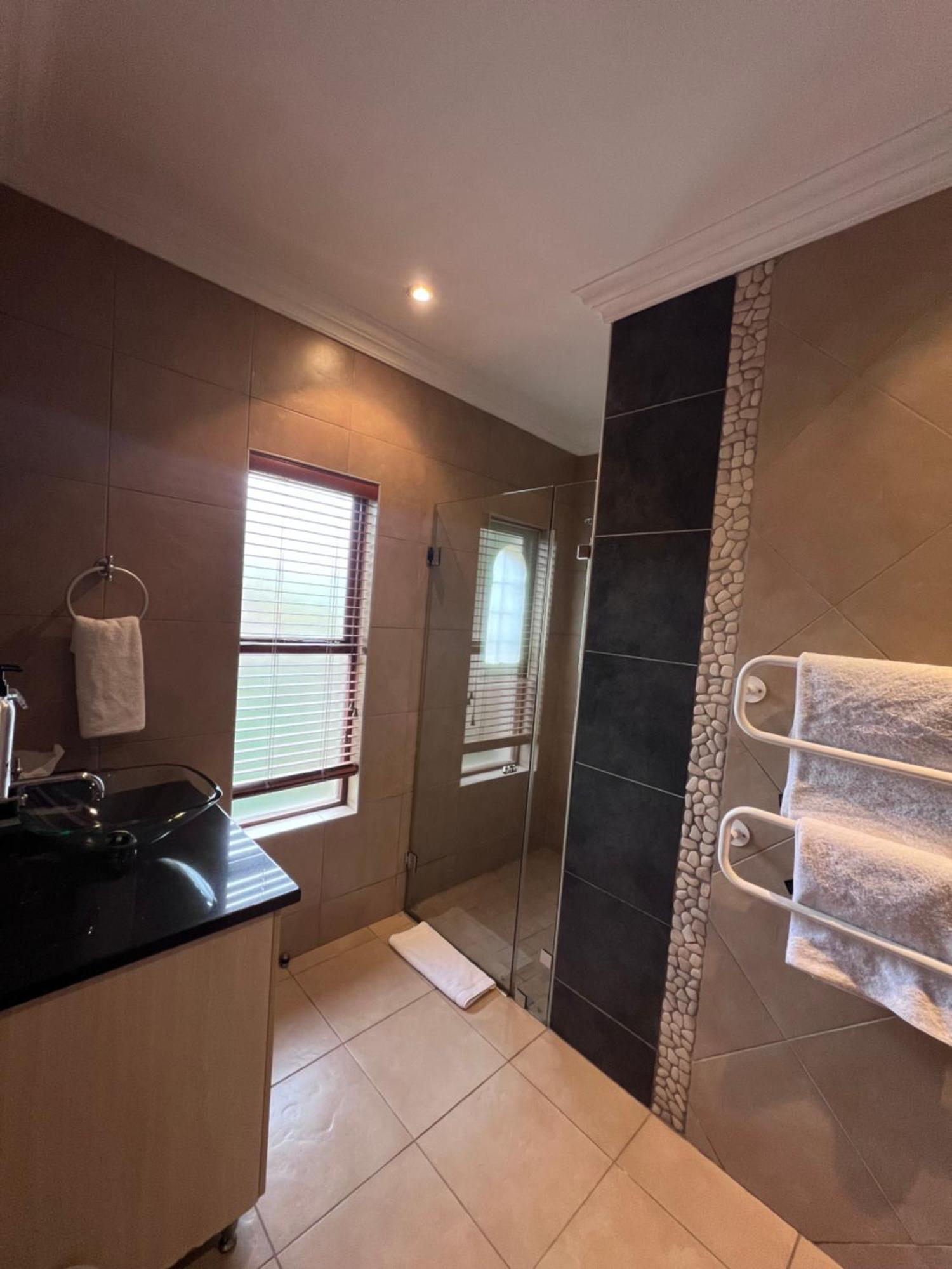 Bohemian Guesthouse - Преторія Екстер'єр фото